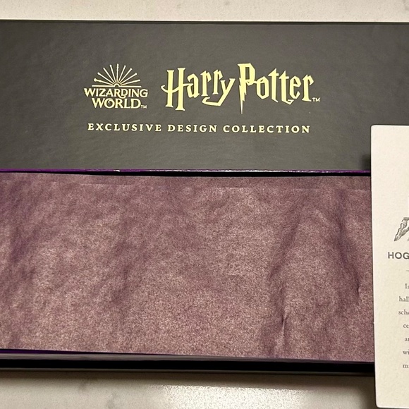 Harry Potter Exclusive Design Collection Hogwarts Architecture Wand - Picture 2 of 4